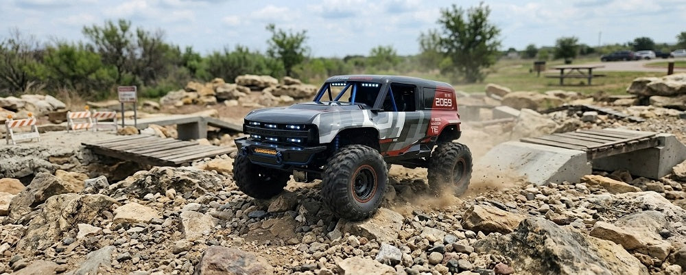 Does MJX Hyper Go H18P rc car come with a full factory light set?