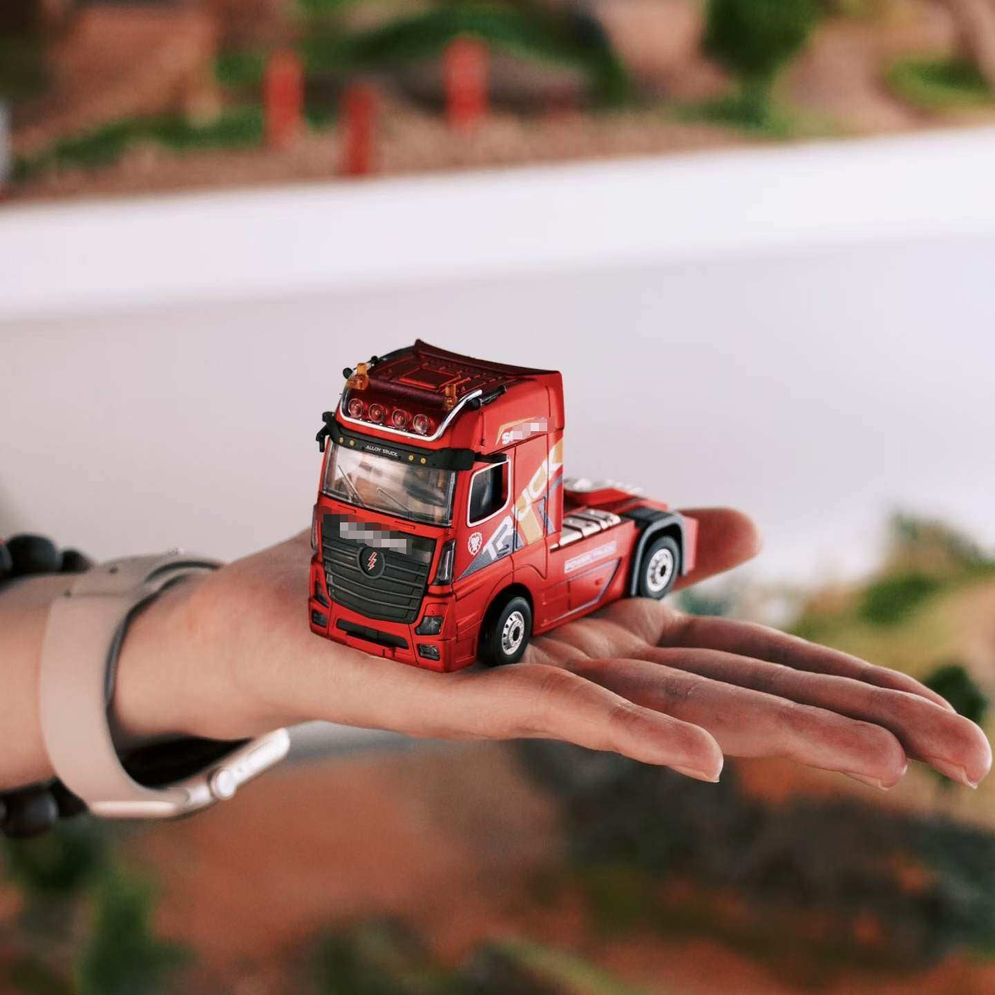 WLTOYS XK 6408 1/64 Container Truck RTR for Kids in Hand